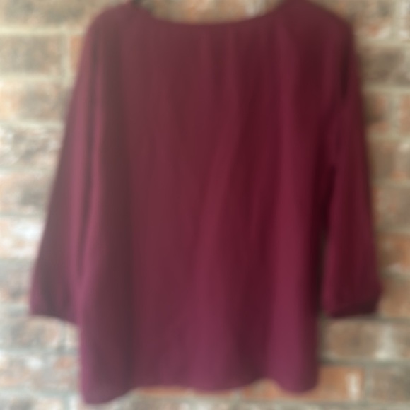 NWOT NINE BRITTON STITCH FIX Detailed Neckline blouse burgundy size medium - Picture 14 of 14